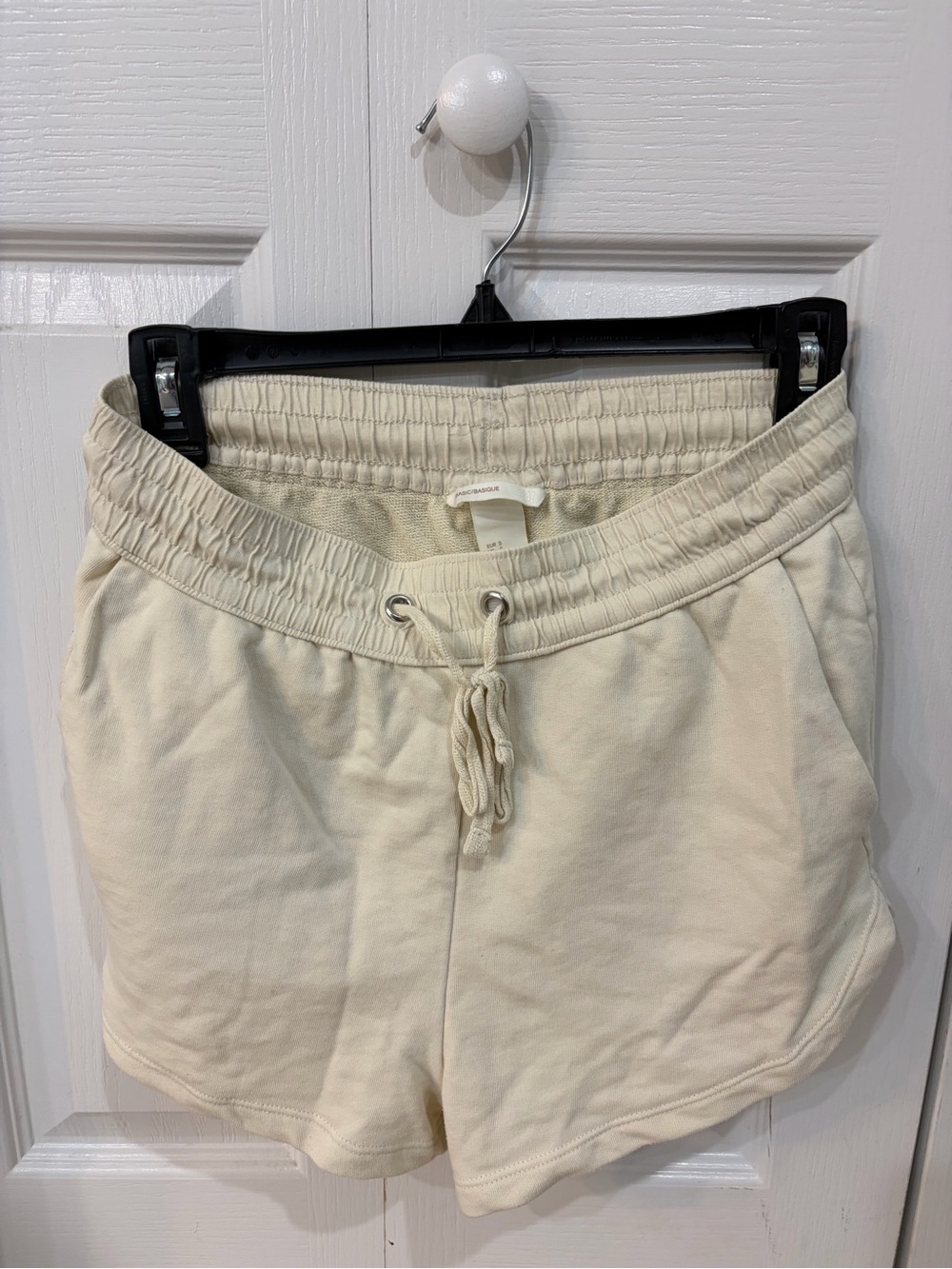 H&M Cream Elastic Waist Drawstring Athletic Shorts